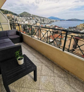 Liv Skyline Apartment